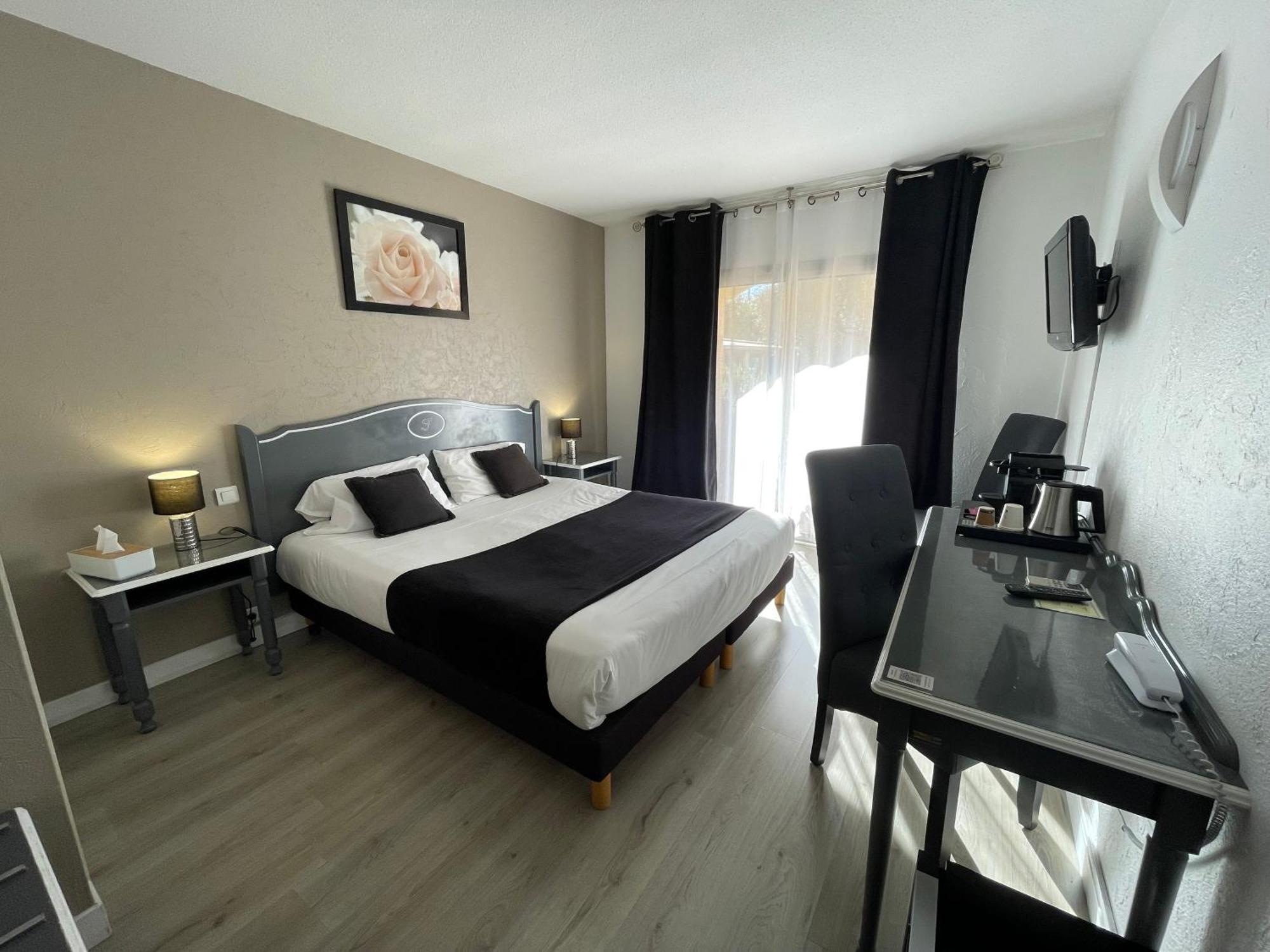 Le Floréal Hotel 3*